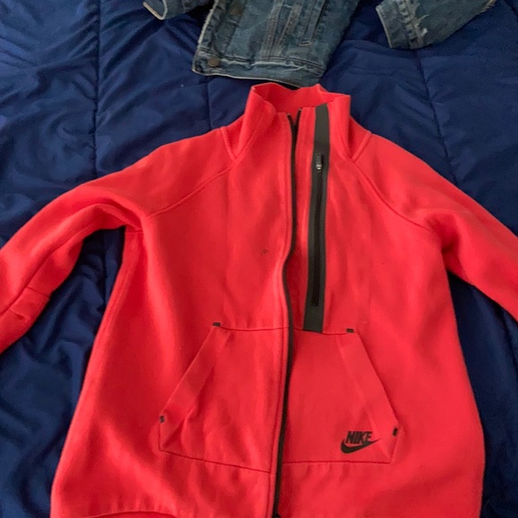 Nike Jackets & Blazers - S NIKE JACKET